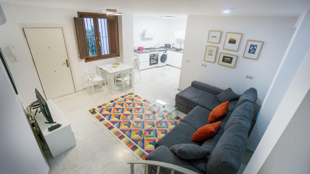 Rentalsevilla Espacioso Duplex En La Puerta Real Exterior foto
